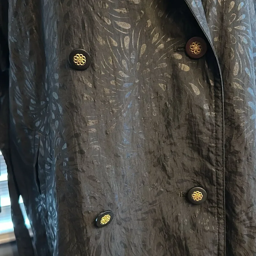 Like new Portrait vintage rain coat - Picture 7 of 11